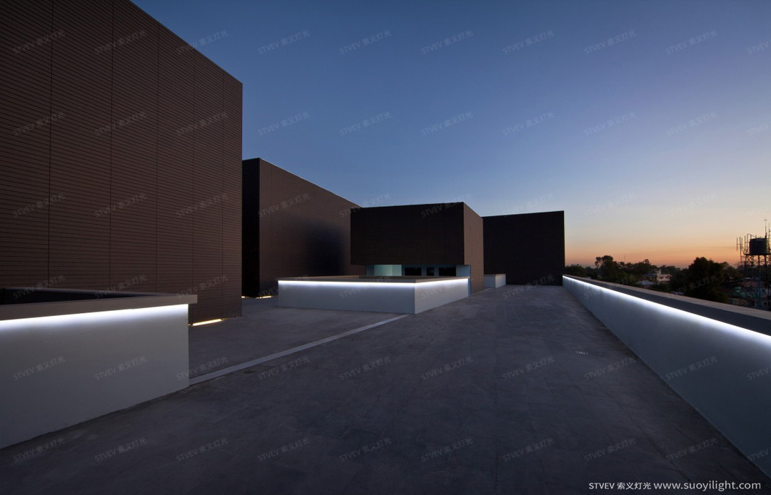 Ukraine阿兹台克影视校园方案