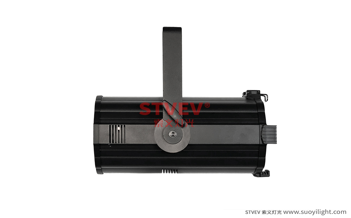 Ukraine200W电子调焦面光灯