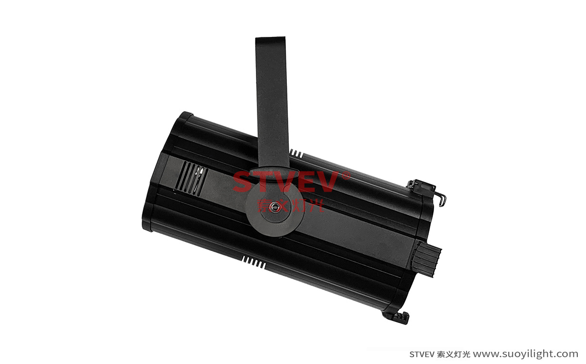 Ukraine200W电子调焦面光灯